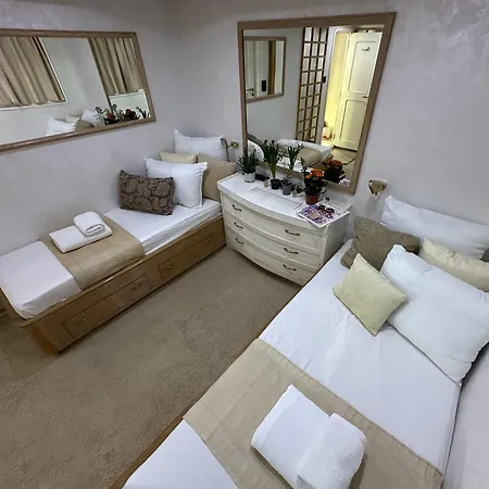 Exclusive Yacht - Sea & Old Town Views - Prime Location * Kavala