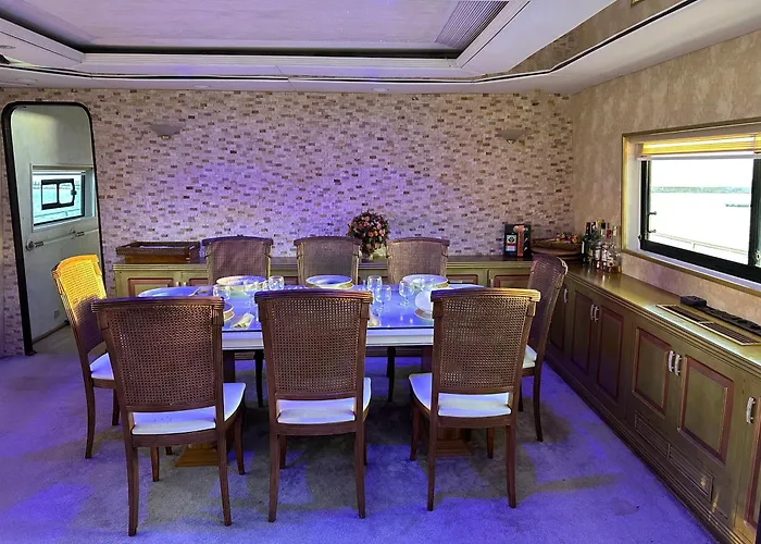 Exclusive Yacht - Sea & Old Town Views - Prime Location Botel *