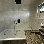 Majesty Yacht Ботель Кавала