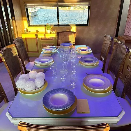 بوتيل Exclusive Yacht - Sea & Old Town Views - Prime Location