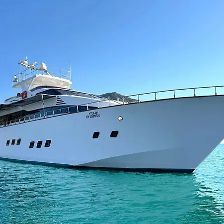 Exclusive Yacht - Sea & Old Town Views - Prime Location