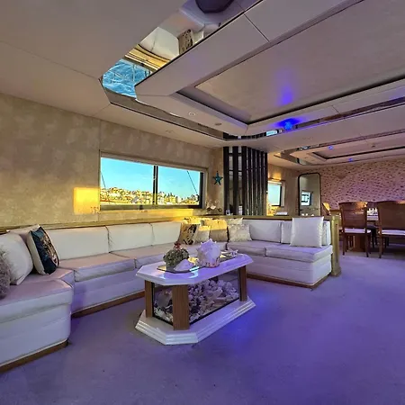 Exclusive Yacht - Sea & Old Town Views - Prime Location * كافالا